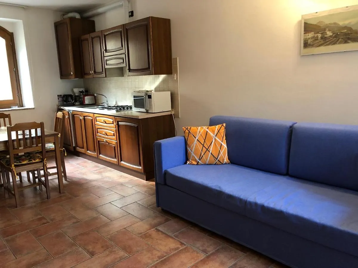 Casa Mary Apartments Тиньяле